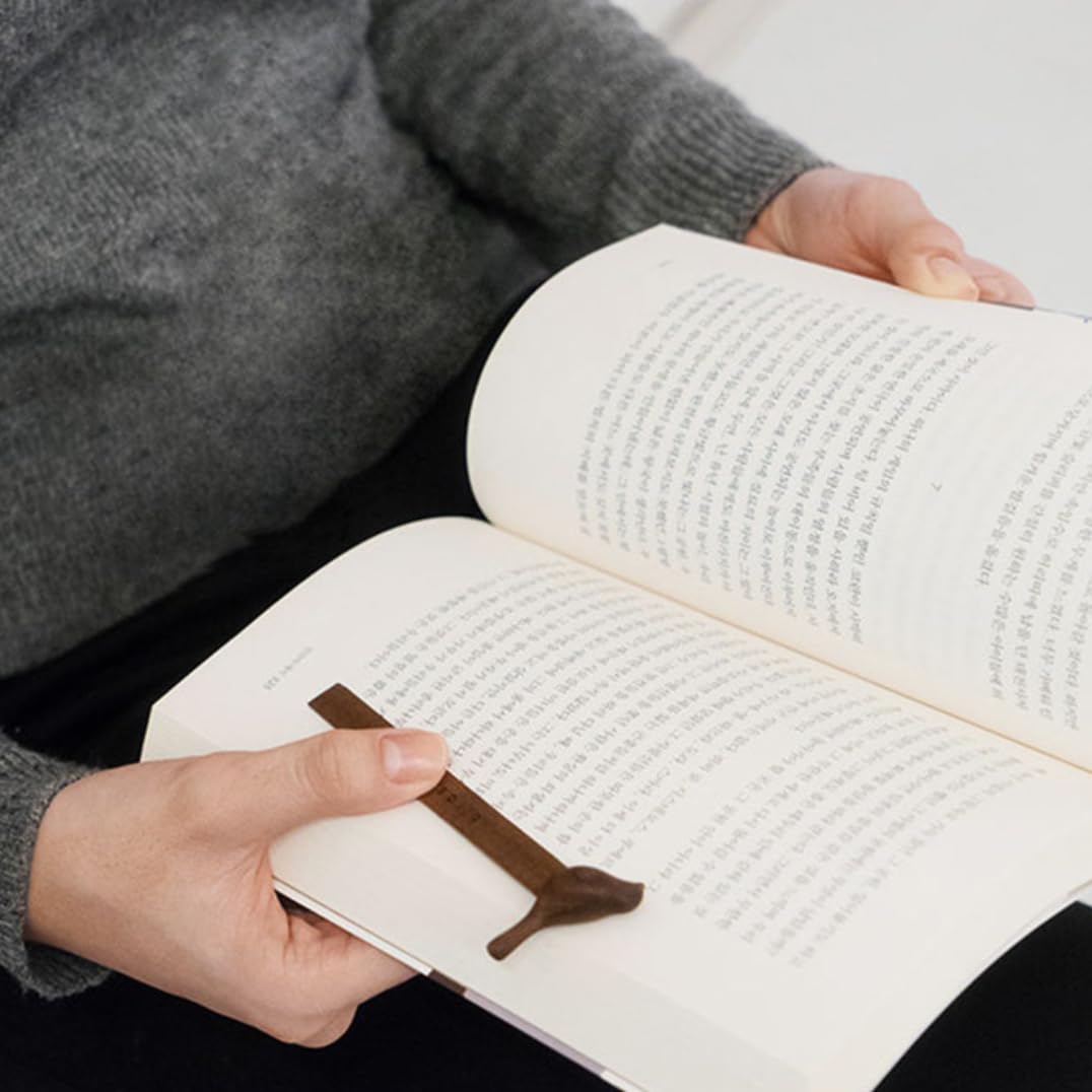 Bookmate Bliss: Aesthetic Wood Bookmark with Handcrafted Bird Carving by ANOQ mini studio